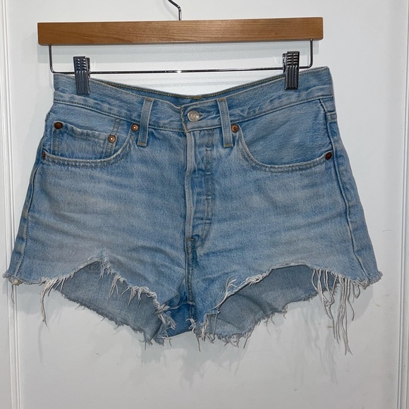 LEVIS 501 original short!💙 - Picture 4 of 7